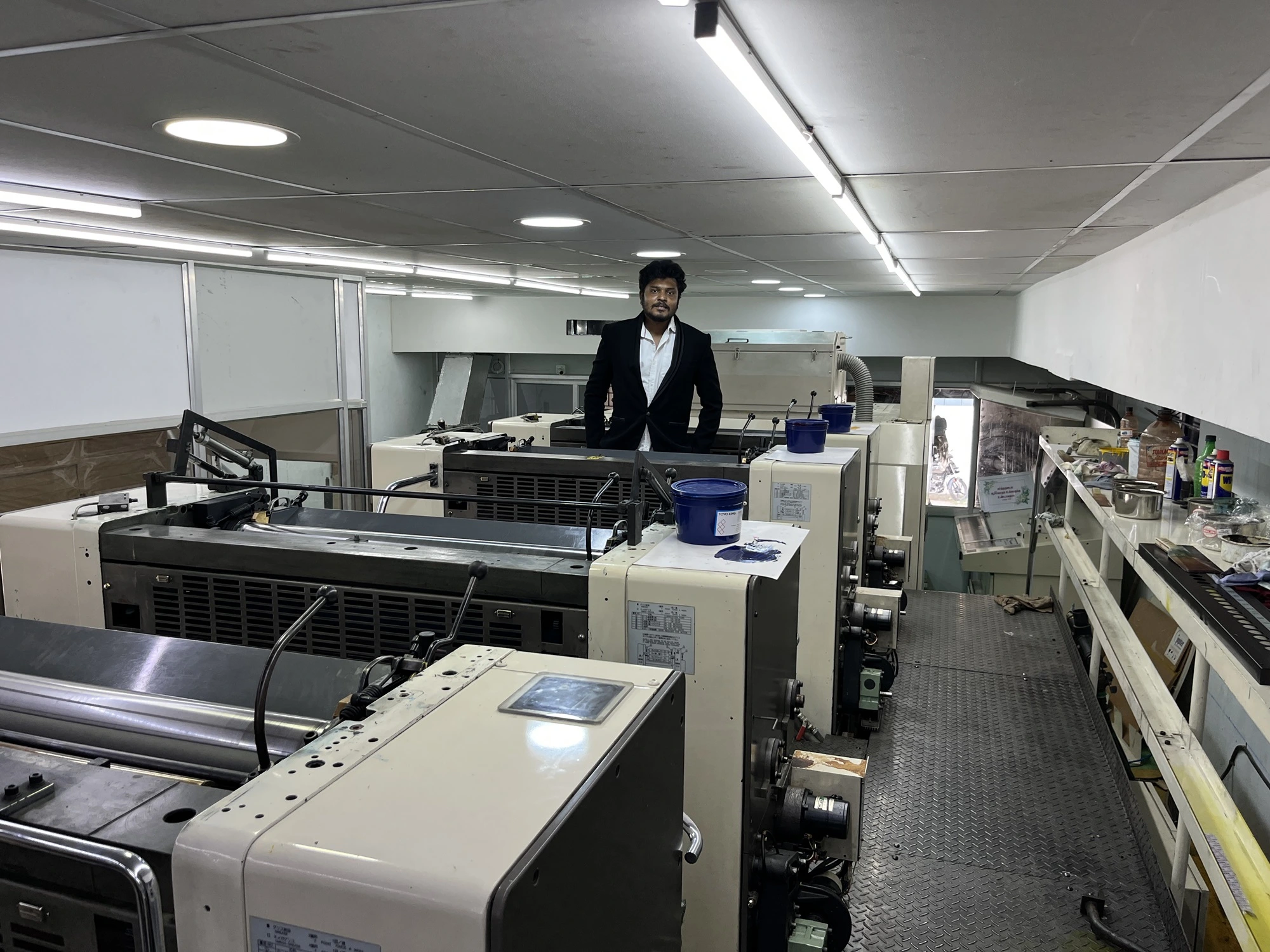 carousel image of sivakasi-colors-best-offset-printers-infrastructure